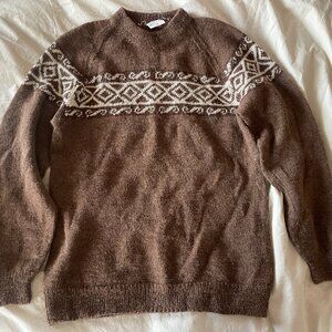 Cozy Bolivian alpaca sweater